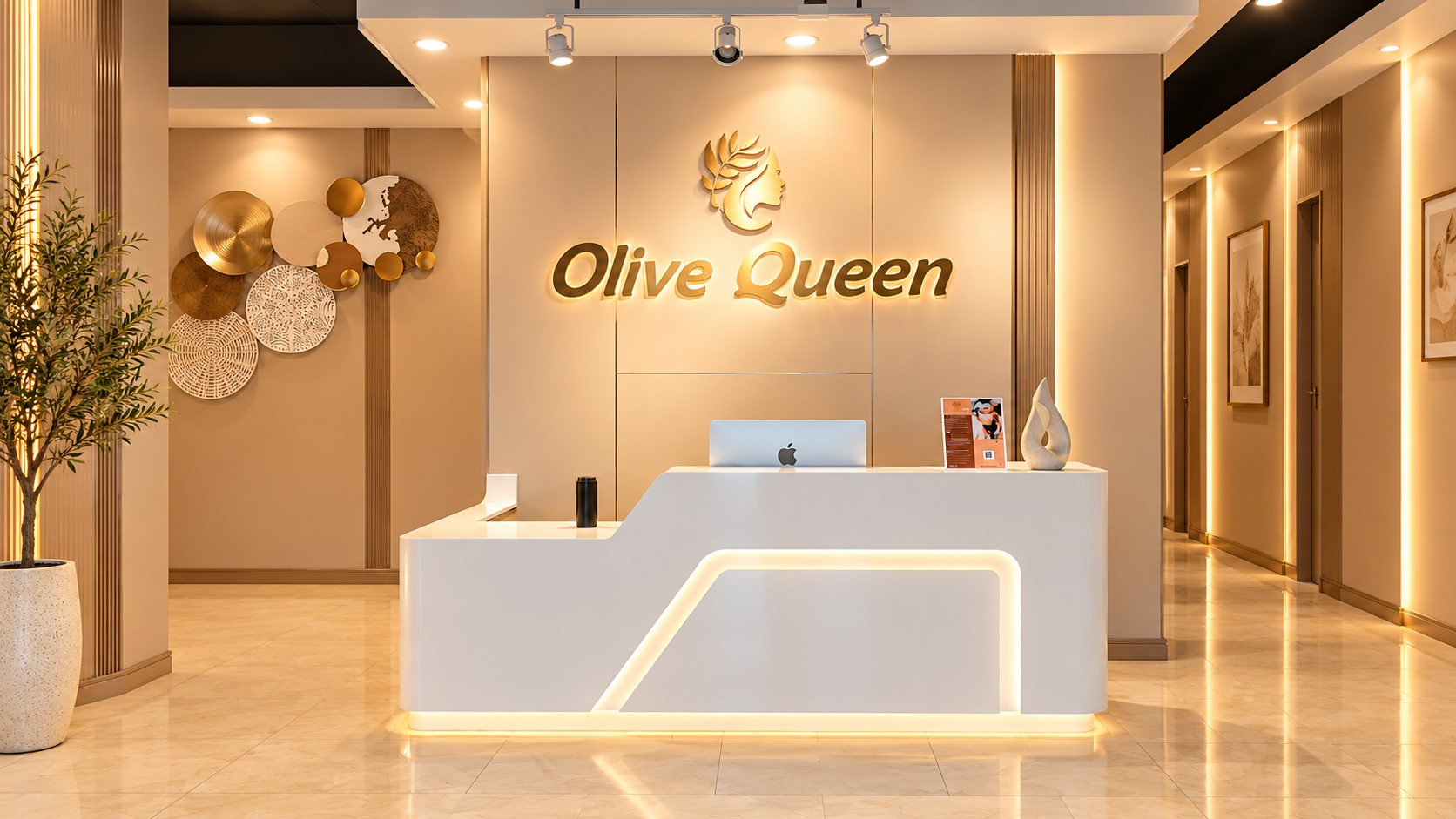 The elegant cream and gold reception at Olive Queen